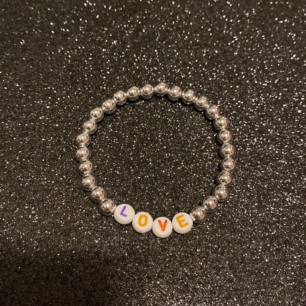 Girls faux silver bead love friendship stretch bracelet